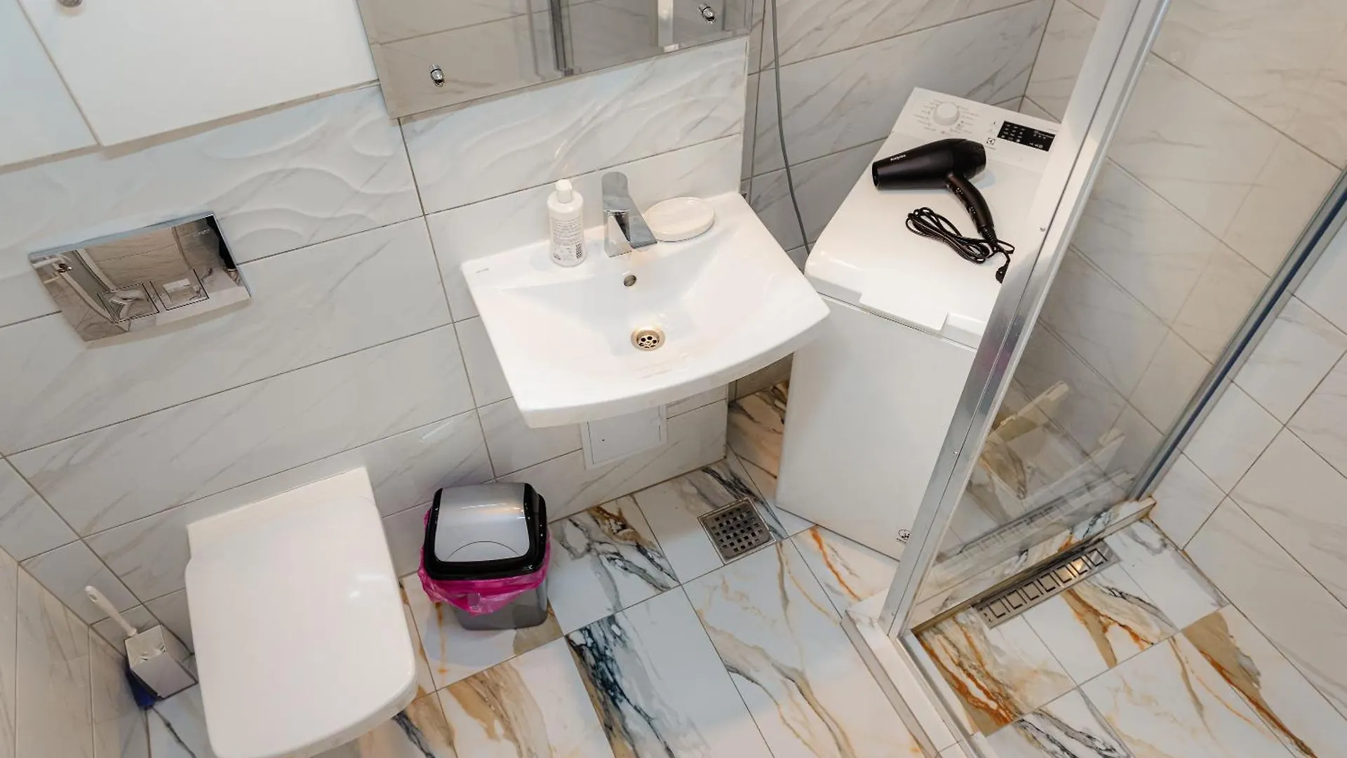 Apartment Close To The House Of Parliament And Old Town Bucharest 0*,