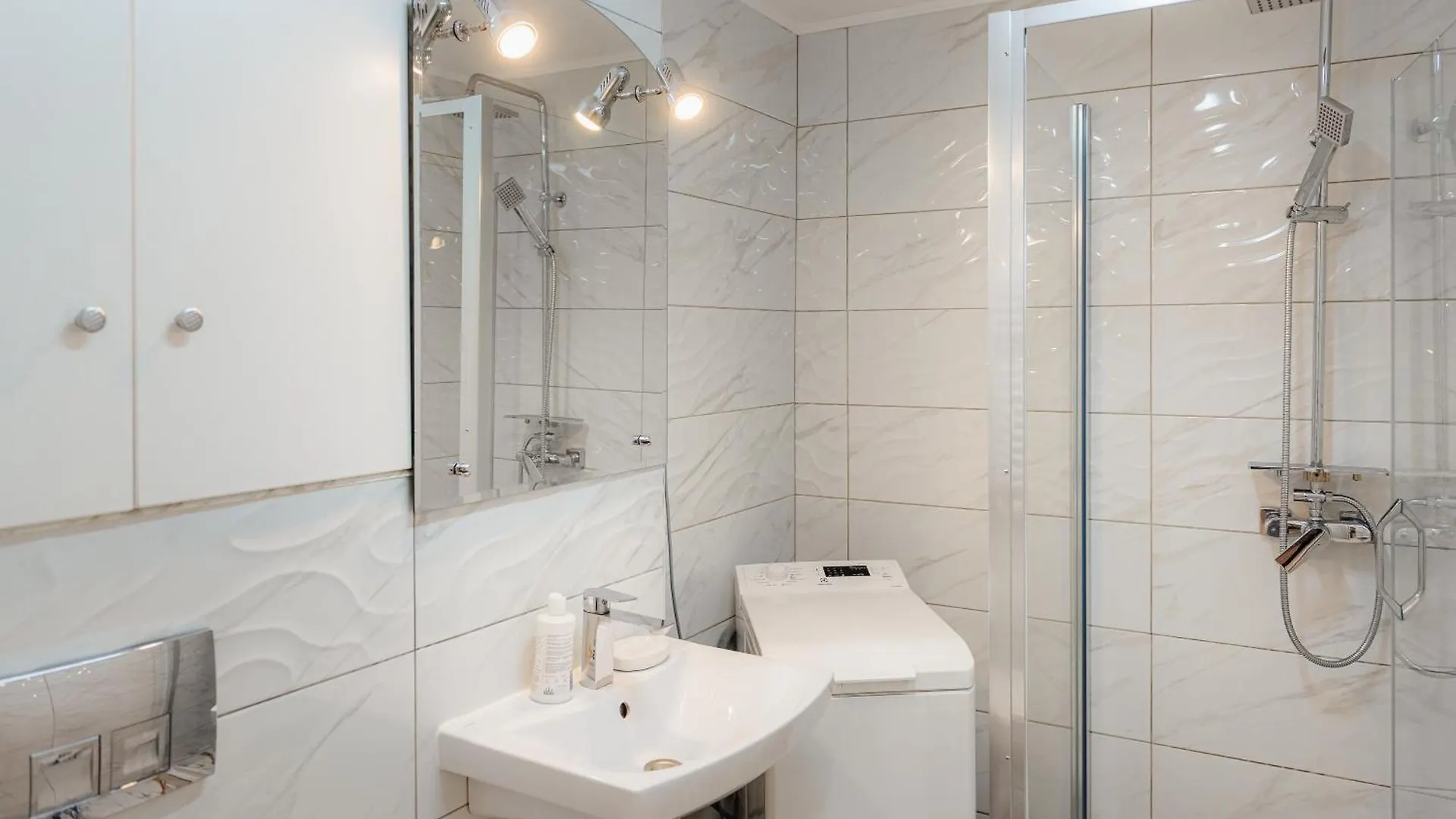 Apartment Close To The House Of Parliament And Old Town Bucharest